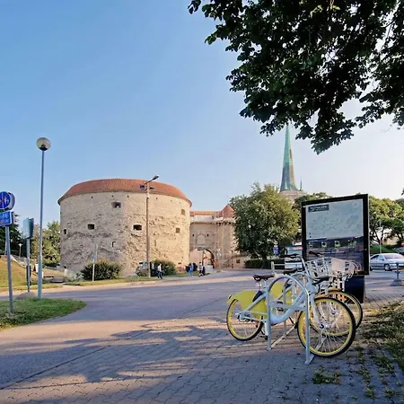 Kalasadama - Next To Old Town, Sea, Restaurants & Museums Tallinn